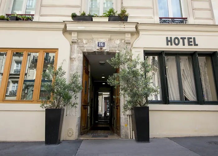 Hotel Montmartre Paris